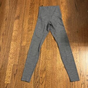 Heathered Gray Lululemon’s leggings